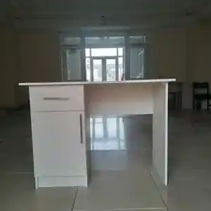 Однотумбовый стол, Худжанд