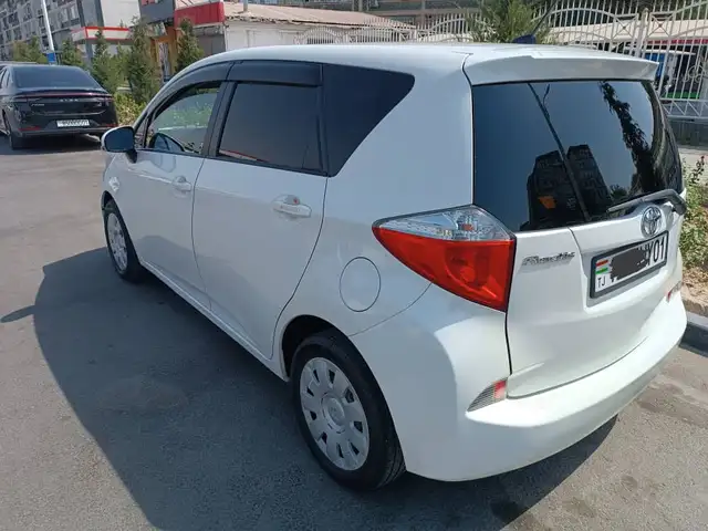 Toyota Ractis