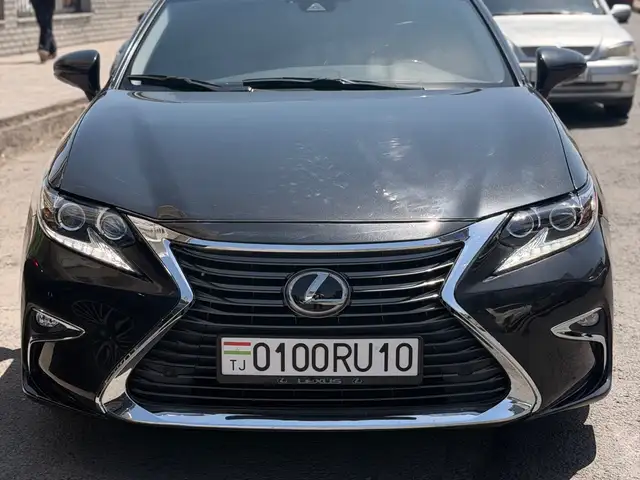 Lexus ES series