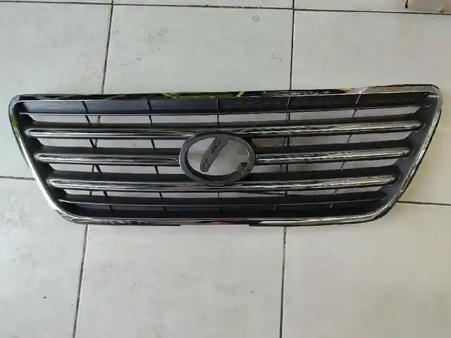 Передняя решетка LX1200124 Lexus GX470 2003-06, Душанбе