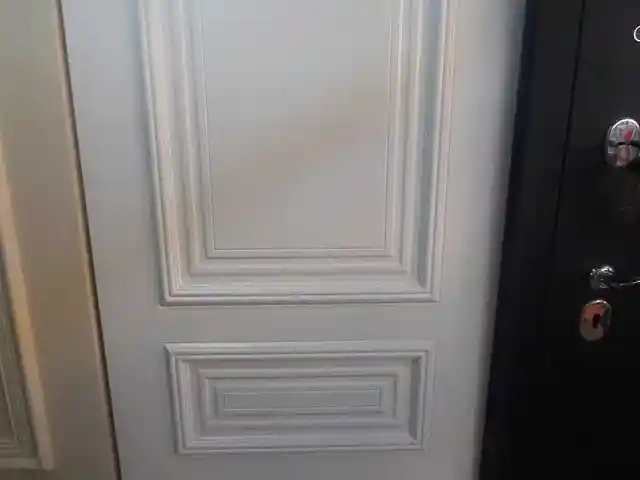 Дверь Багет, Душанбе