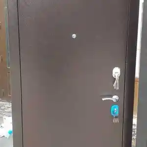 Дверь, Душанбе