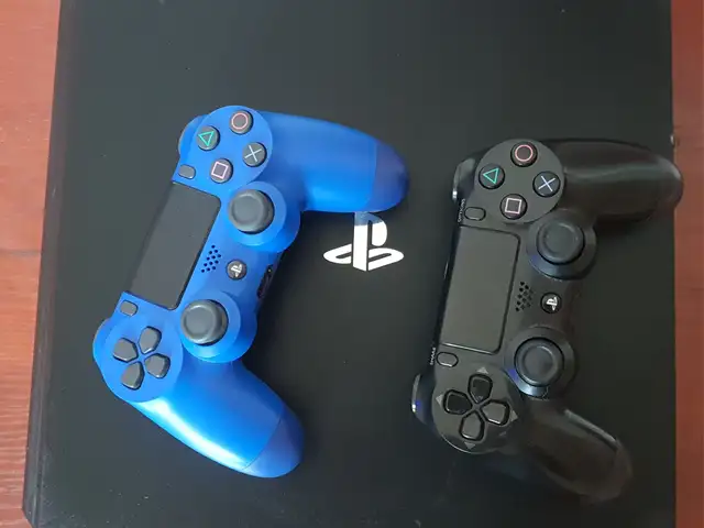 Игровая приставка Sony PlayStation 4 Pro 1тб версия9.00, Худжанд