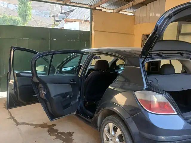 Opel Astra H