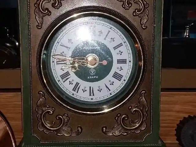Часы Янтарь, Душанбе