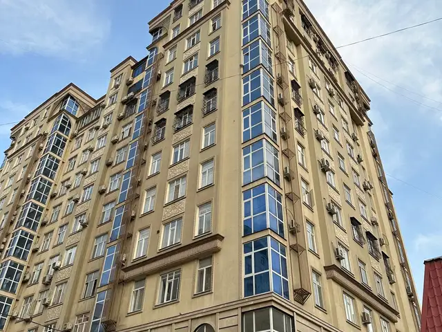 2-комн. квартира, 8 этаж, 80 м², Шохмансур Айни Садбарг, Душанбе