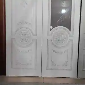 Дверь, Душанбе
