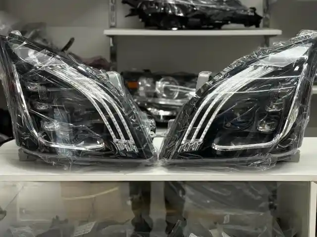 Передние фары на Toyota Prado 1, Душанбе