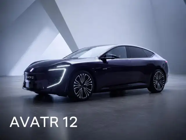 Avatr 12