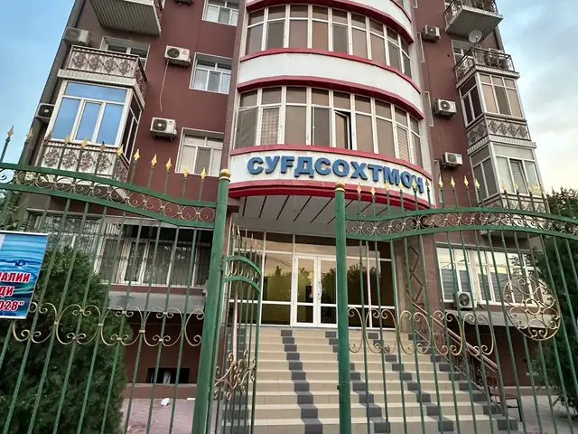 Помещение под свободное назначение, 291м², ул. К. Худжанди N185 б, Хуҷанд