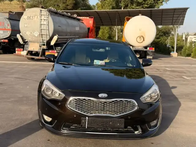 Kia Cadenza