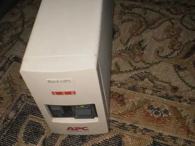 Источник бесперебойного питания Back ups 500, Душанбе