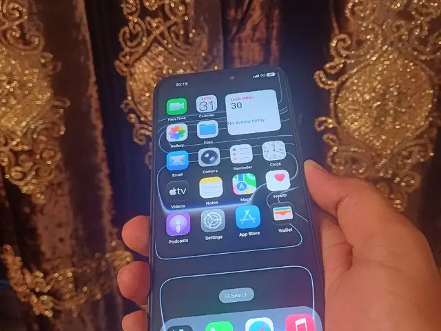 Apple iPhone 17 Pro Max, 512 gb, Silver дубликат, Турсунзаде