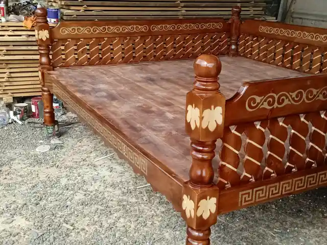 Тапчан, Душанбе