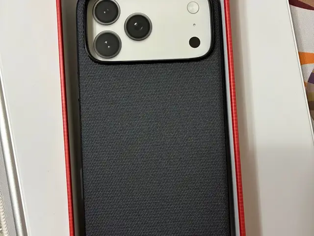 Чехол на Apple iPhone 17 pro max, Хуҷанд