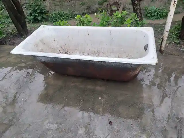 Ванна чугунная, Душанбе