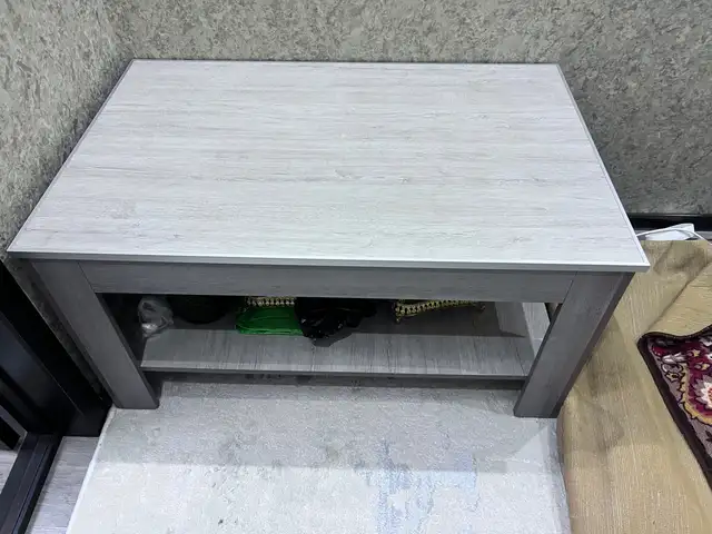 Стол, Хуҷанд
