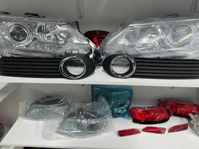 Крышка противотуманных фар на Toyota Avalon, Душанбе