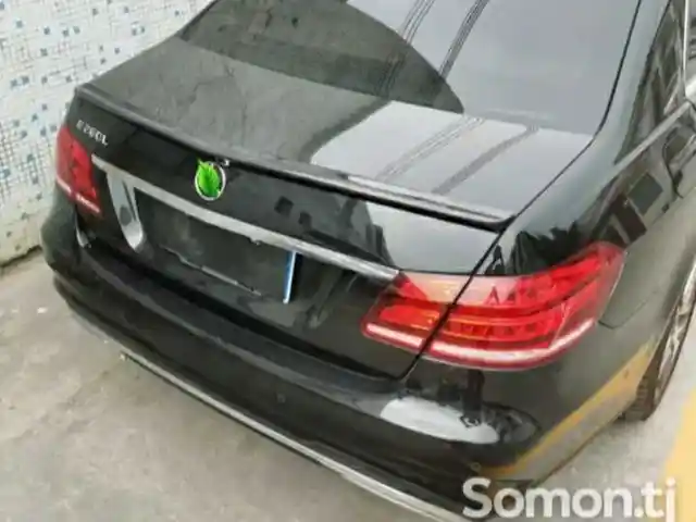 Спойлер багажа от Mercedes-Benz W212, Душанбе