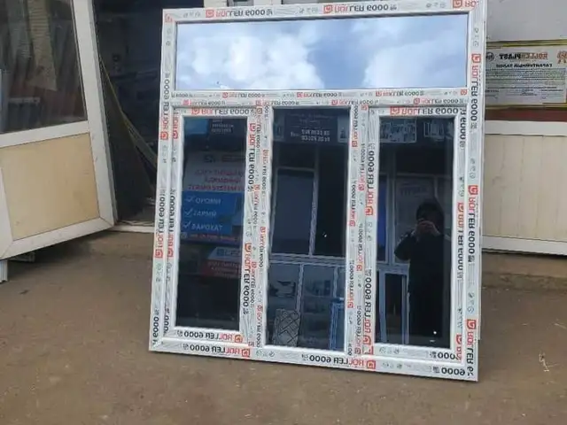 Окно, Душанбе