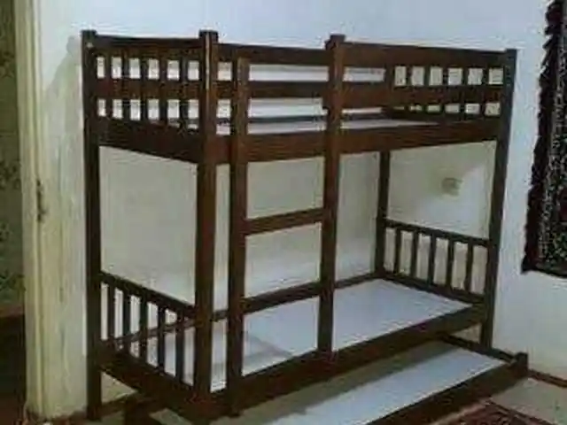Детская двухъярусная кровать, Душанбе