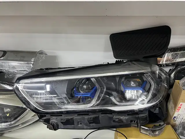 Передние фары BMW X5 2018, Душанбе