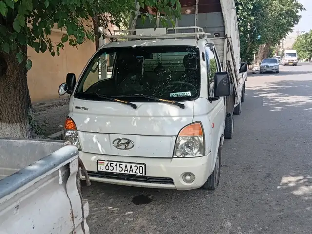 Бортовой автомобиль самосвал Hyundai Porter, 2009, Худжанд