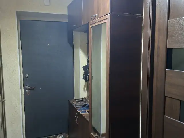 Прихожая, Конибодом