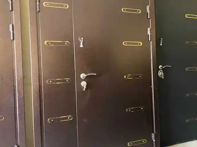 Железная дверь, Душанбе