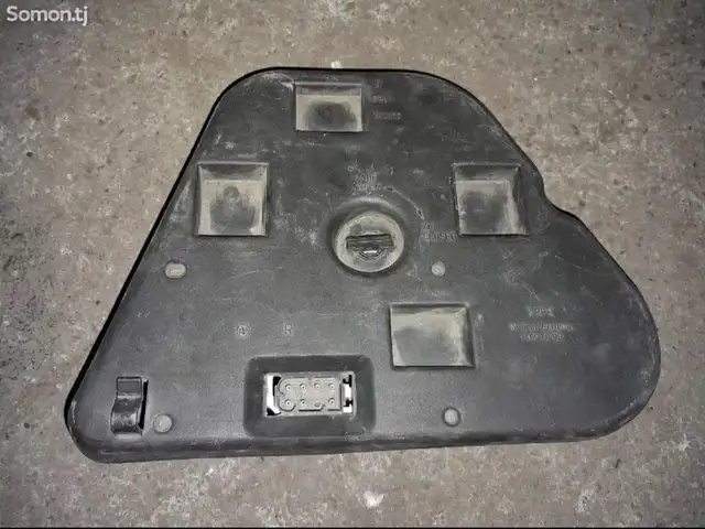 Правый патрон фары BMW E39, Хуҷанд