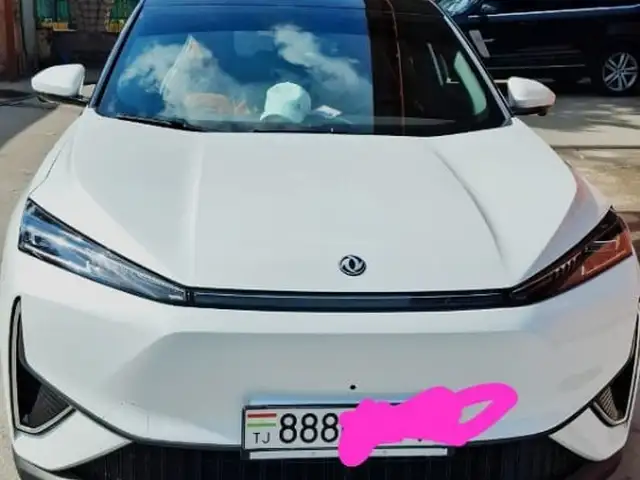 Dongfeng L7