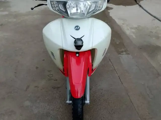Скутер, Ашт