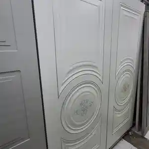 Дверь, Душанбе