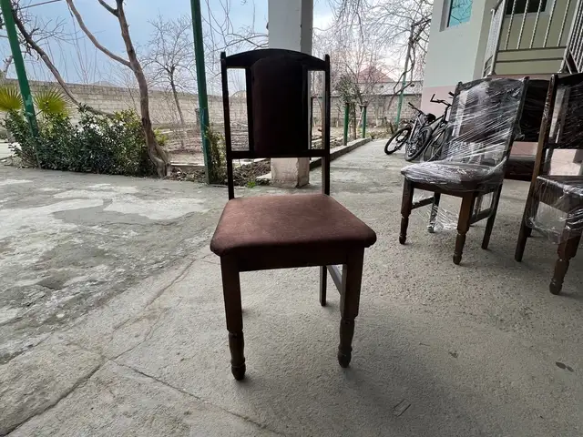 Стул, Душанбе
