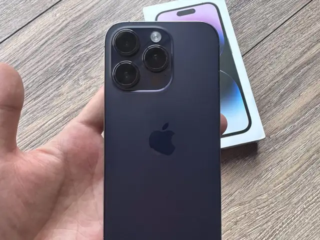Apple iPhone 14 Pro, 256 gb, Deep Purple, Душанбе