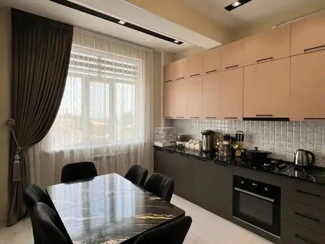 2-комн. квартира, 3 этаж, 85м², Шохмансур, Душанбе