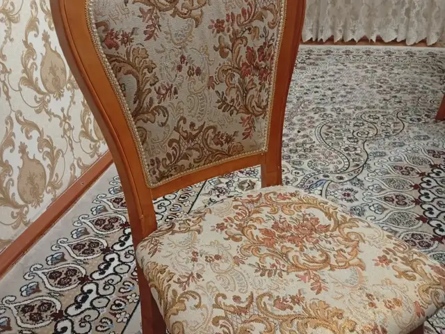 Стул, Хуҷанд