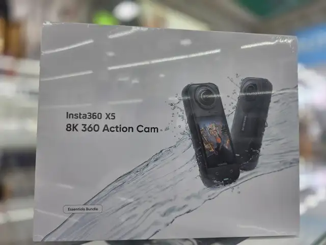 Экшн камера Insta 360 x5 8k Essentials Bundle, Душанбе