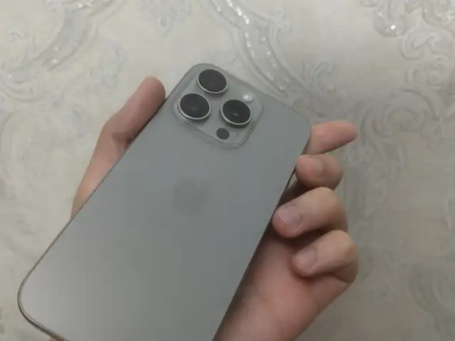 Apple iPhone 15 Pro, 256 gb, Natural Titanium, Душанбе