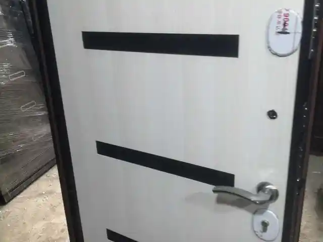 Дверь, Душанбе
