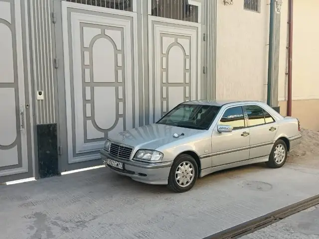 Mercedes-Benz W201