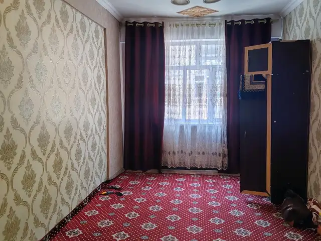Комната в 3-комн. квартире, 18 этаж, 80м², Зарнисор (Мастер Ок) 102, Душанбе