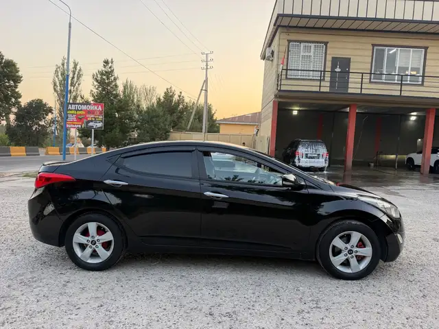 Hyundai Avante