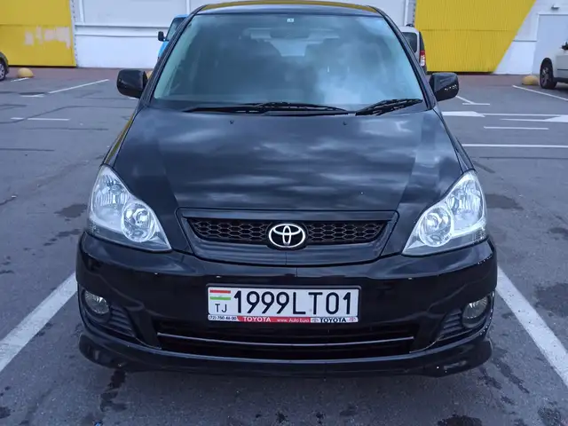 Toyota Ipsum