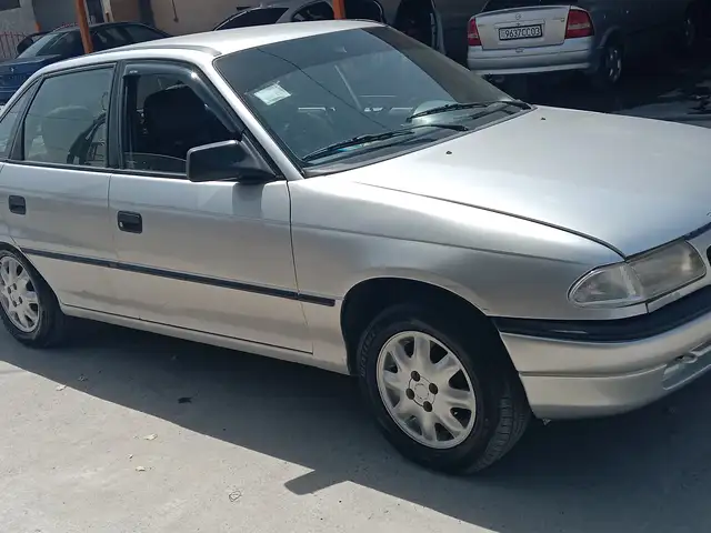 Opel Astra F