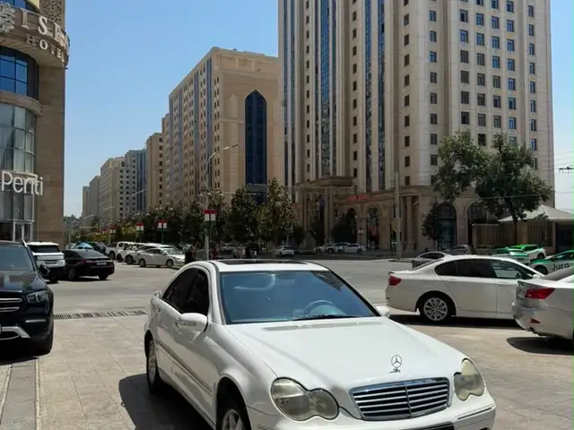 Mercedes-Benz C class