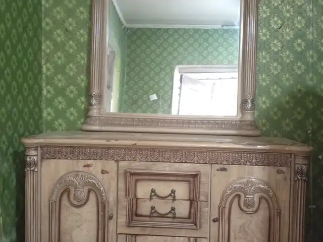 Ойнаи фуруши, Душанбе