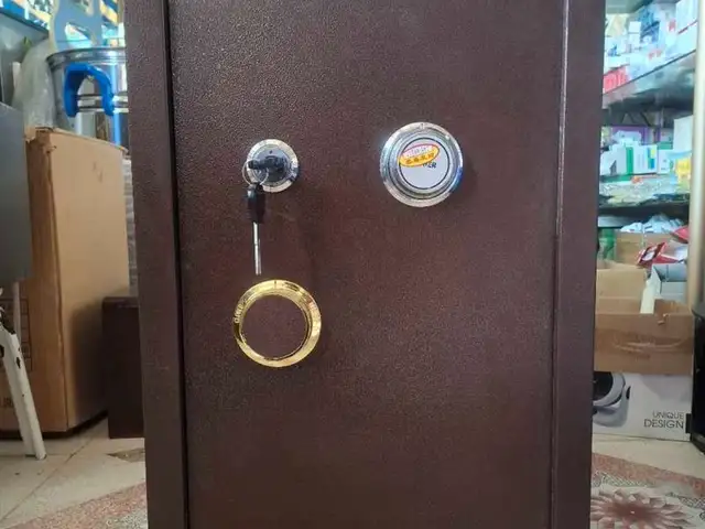 Сейф металлический, Душанбе