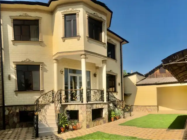 3-этажный, 8 комнатный дом, 500 м² м², Исмоили Сомони, Школа Кембридж, Душанбе