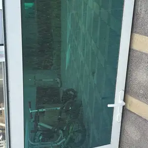 Двери, Худжанд
